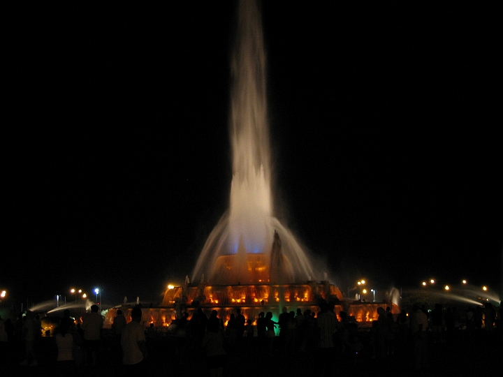 22 Buckingham fountain.JPG